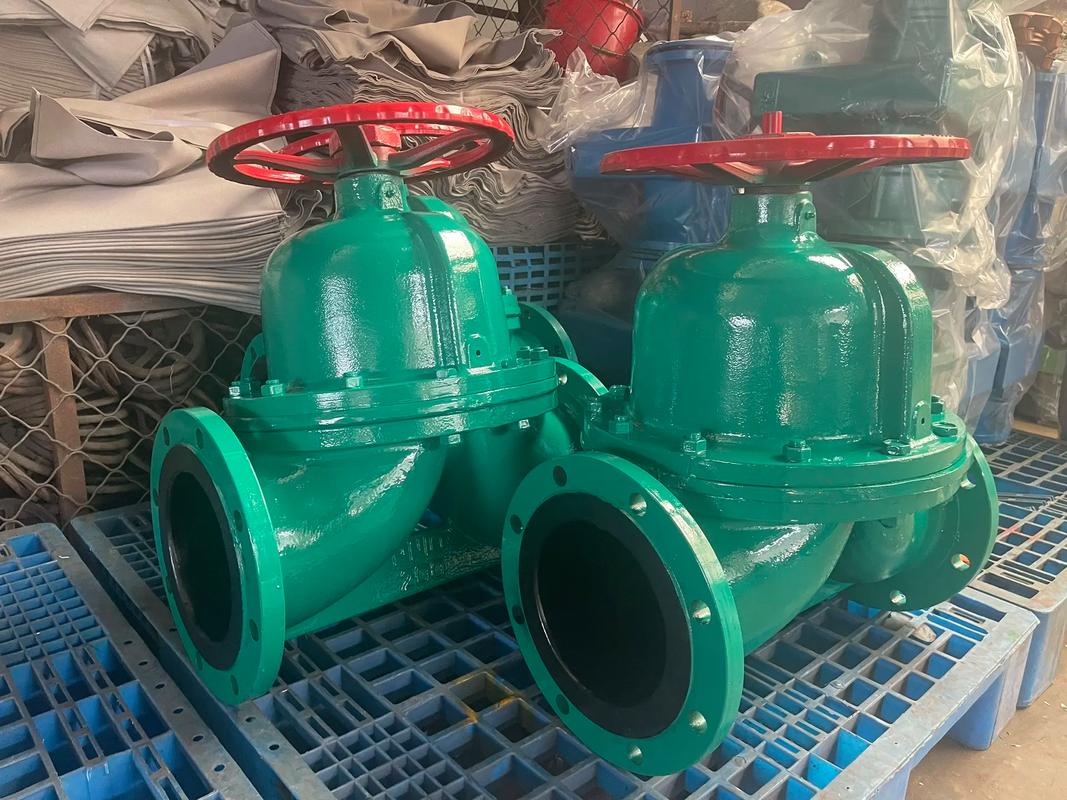 英標襯氟隔膜閥與氣動常閉管夾閥 工業管道中的精確控制利器